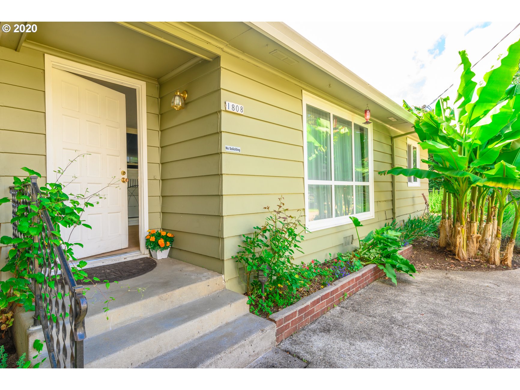1808 Filbert Street Forest Grove, OR 97116 - Photo 7 of 32 Gallery Image 7