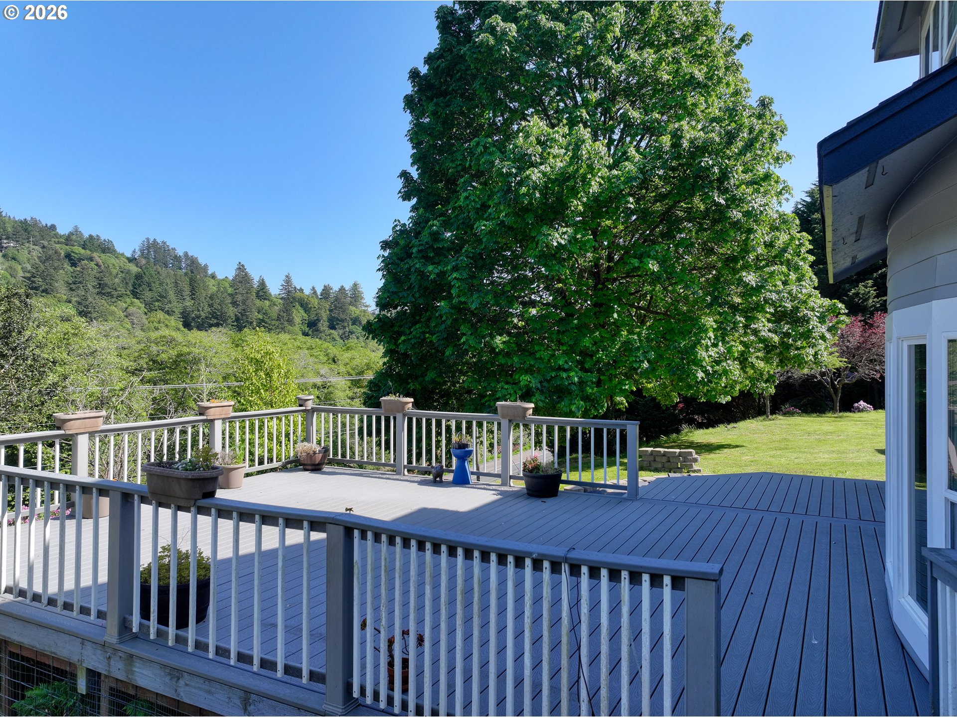 16711 Thompson Road Brookings, OR 97415 - Photo 33 of 45