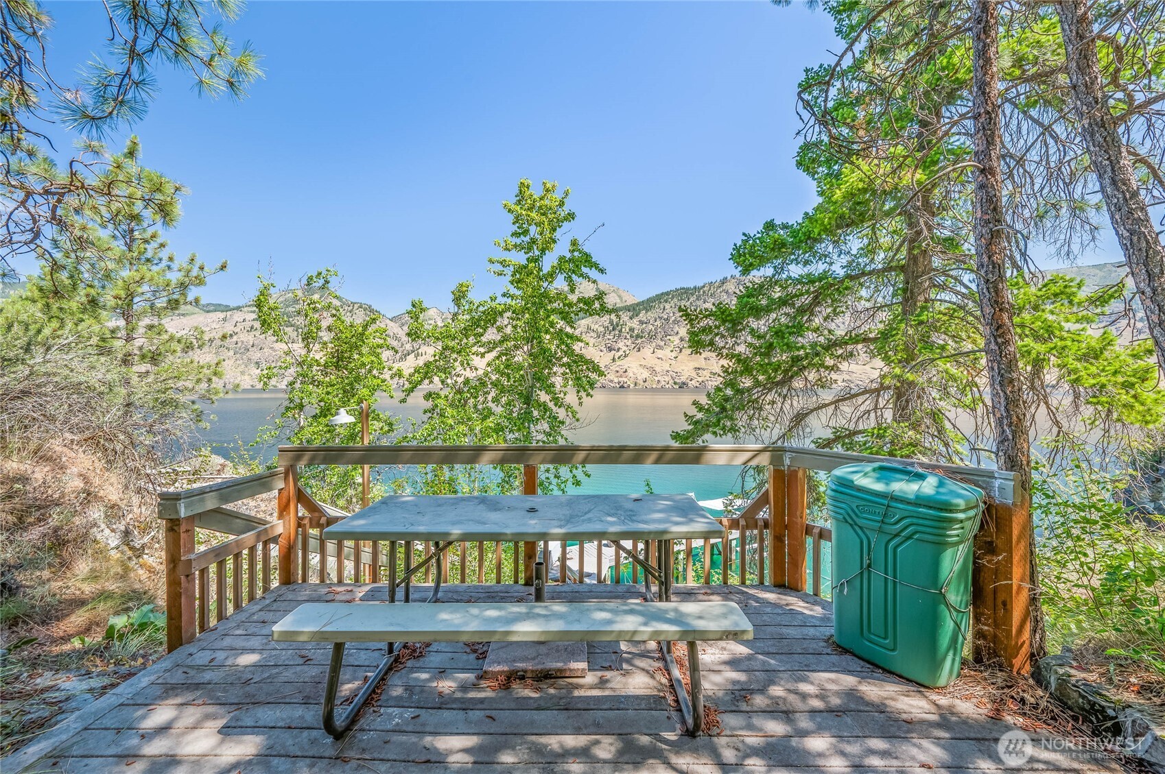 20000 South Lakeshore Road Chelan, WA 98816 - Photo 10 of 37