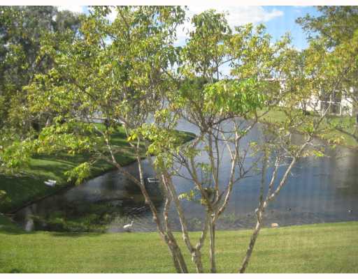 15075 Witney Road, Unit 309 Delray Beach, FL 33484 - Photo 1 of 12 Primary Photo