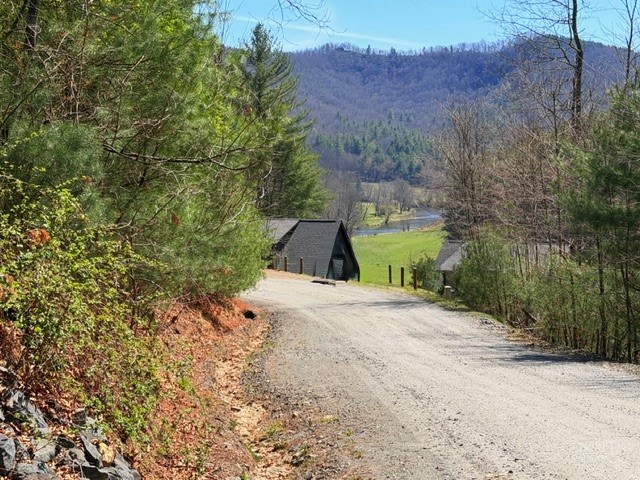 Lot 24 New Riv Overlook West Jefferson, NC 28694 - Photo 9 of 12 a view of a outdoor space