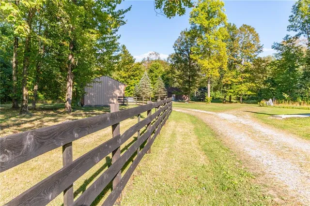 $550,000 | 165 Haun Road, Jamestown, PA 16134