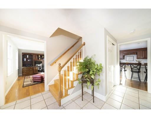 6 Olde Coach Road North Reading, MA 01864 - Photo 12 of 29