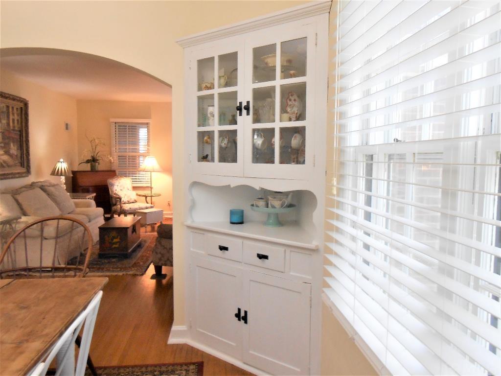 2152 Vogel Road Evansville, IN 47711 - Photo 5 of 16 Gallery Image 5