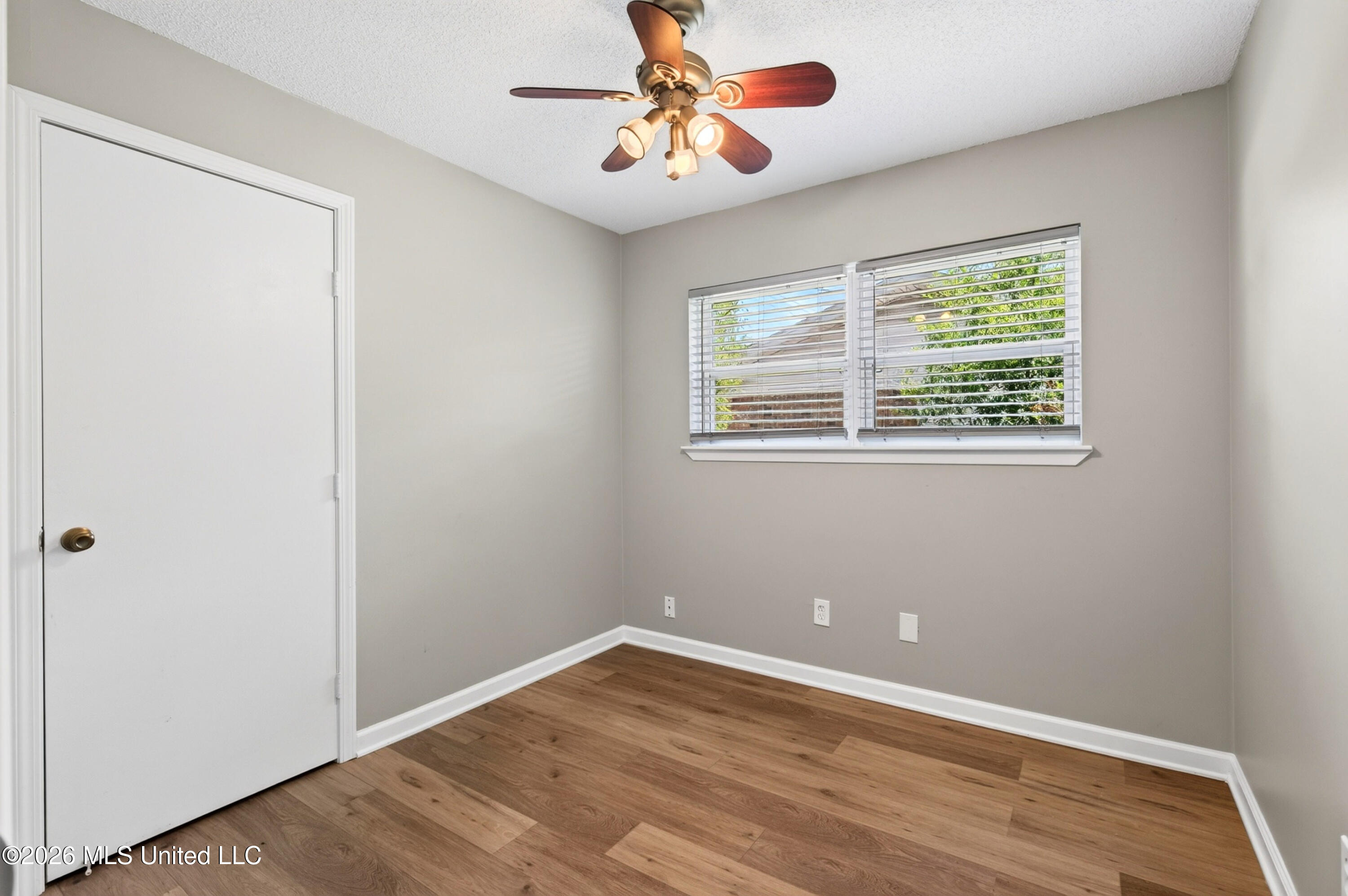 2211 Old Popp's Ferry Road Biloxi, MS 39532 - Photo 20 of 34 2211PoppsFerryRd-20