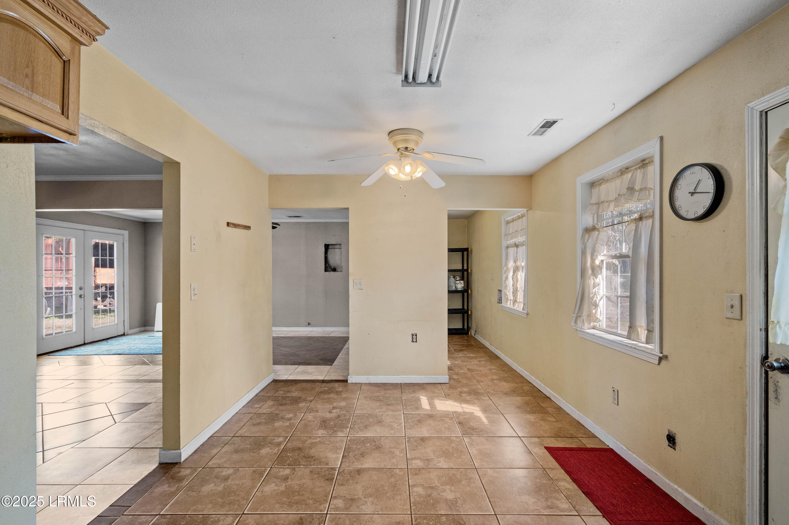 592 Old House Road Ridgeland, SC 29936 - Photo 14 of 33 592 Old House-15