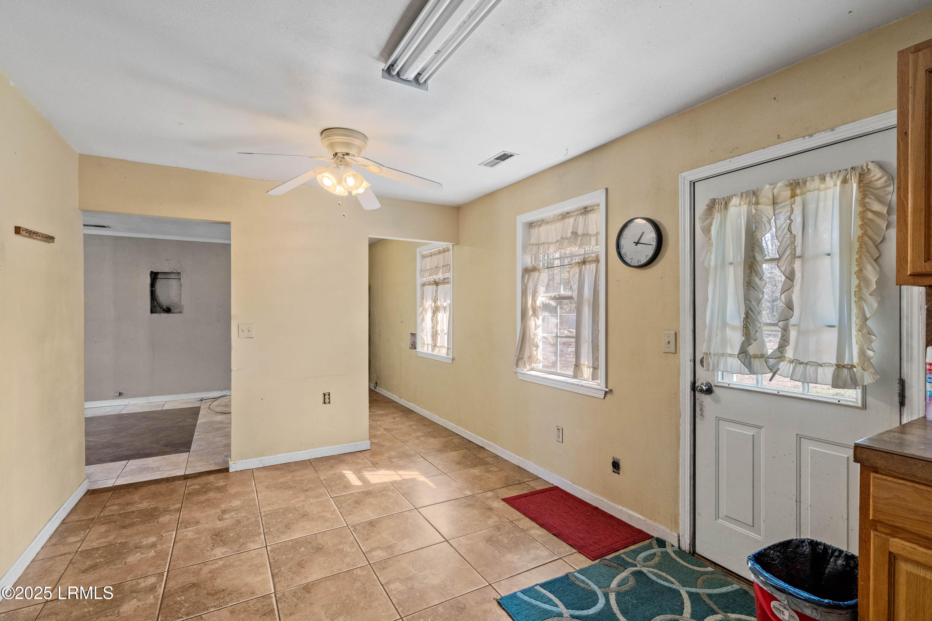 592 Old House Road Ridgeland, SC 29936 - Photo 15 of 33 592 Old House-16