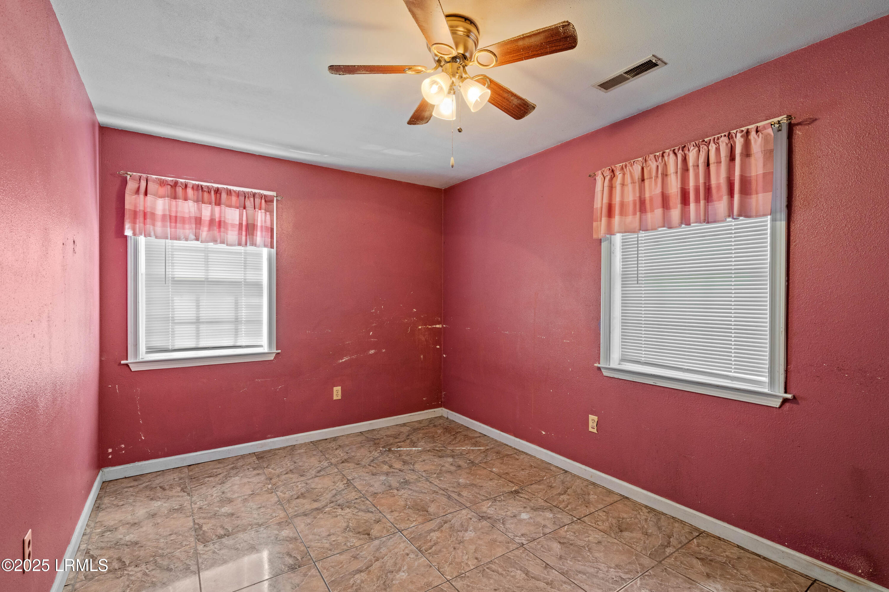 592 Old House Road Ridgeland, SC 29936 - Photo 21 of 33 592 Old House-23