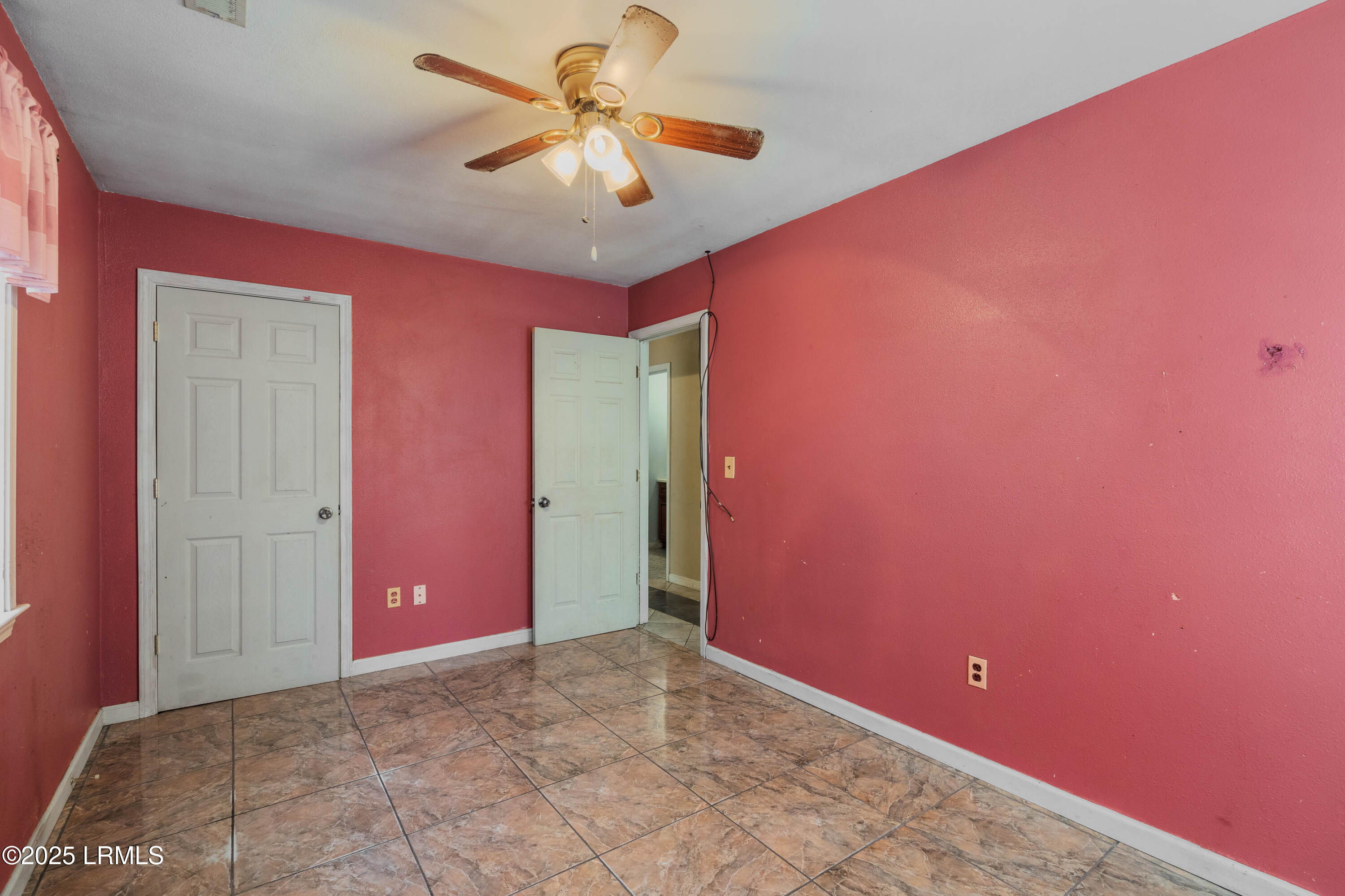 592 Old House Road Ridgeland, SC 29936 - Photo 22 of 33 592 Old House-24