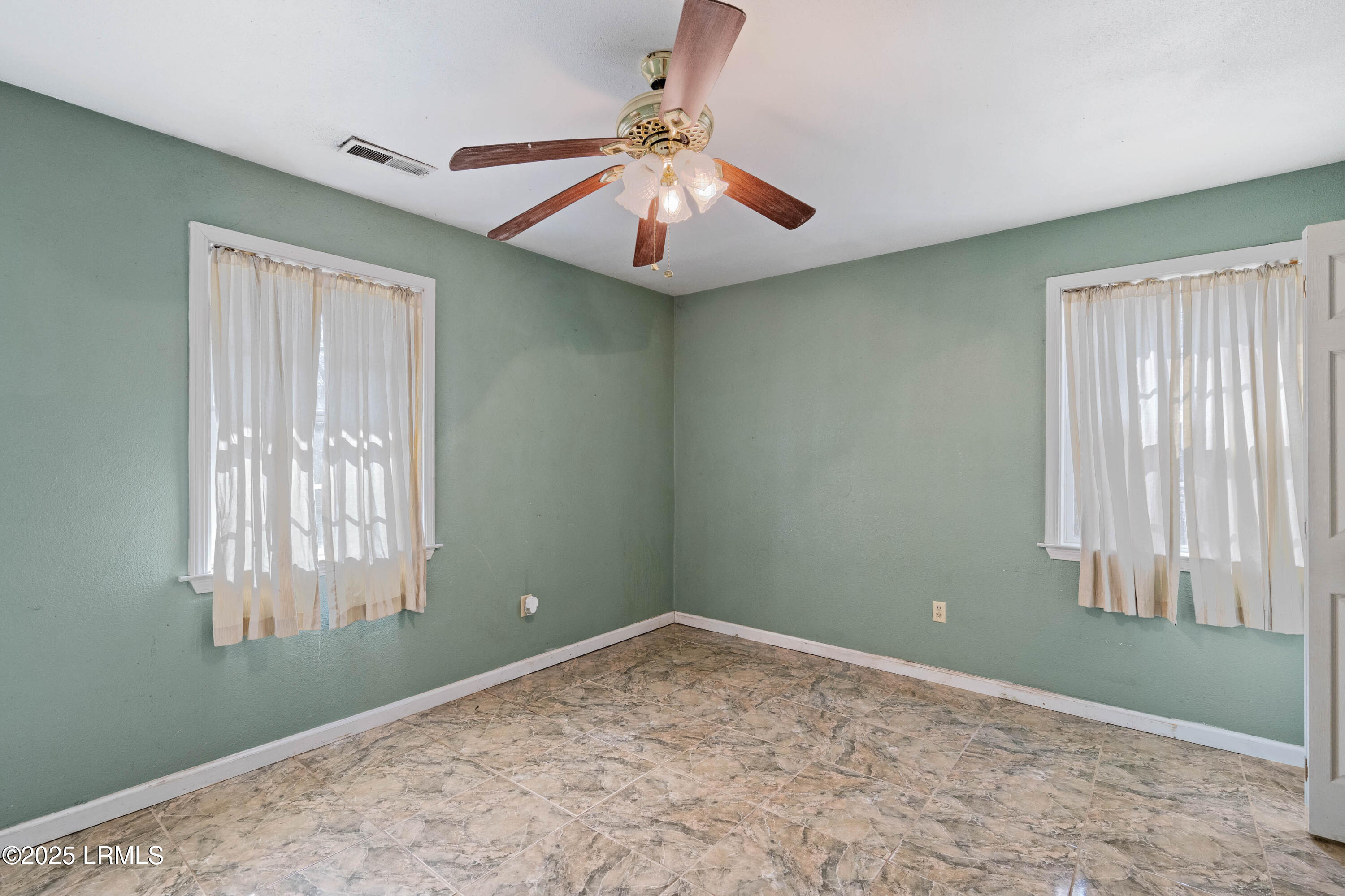 592 Old House Road Ridgeland, SC 29936 - Photo 23 of 33 592 Old House-25
