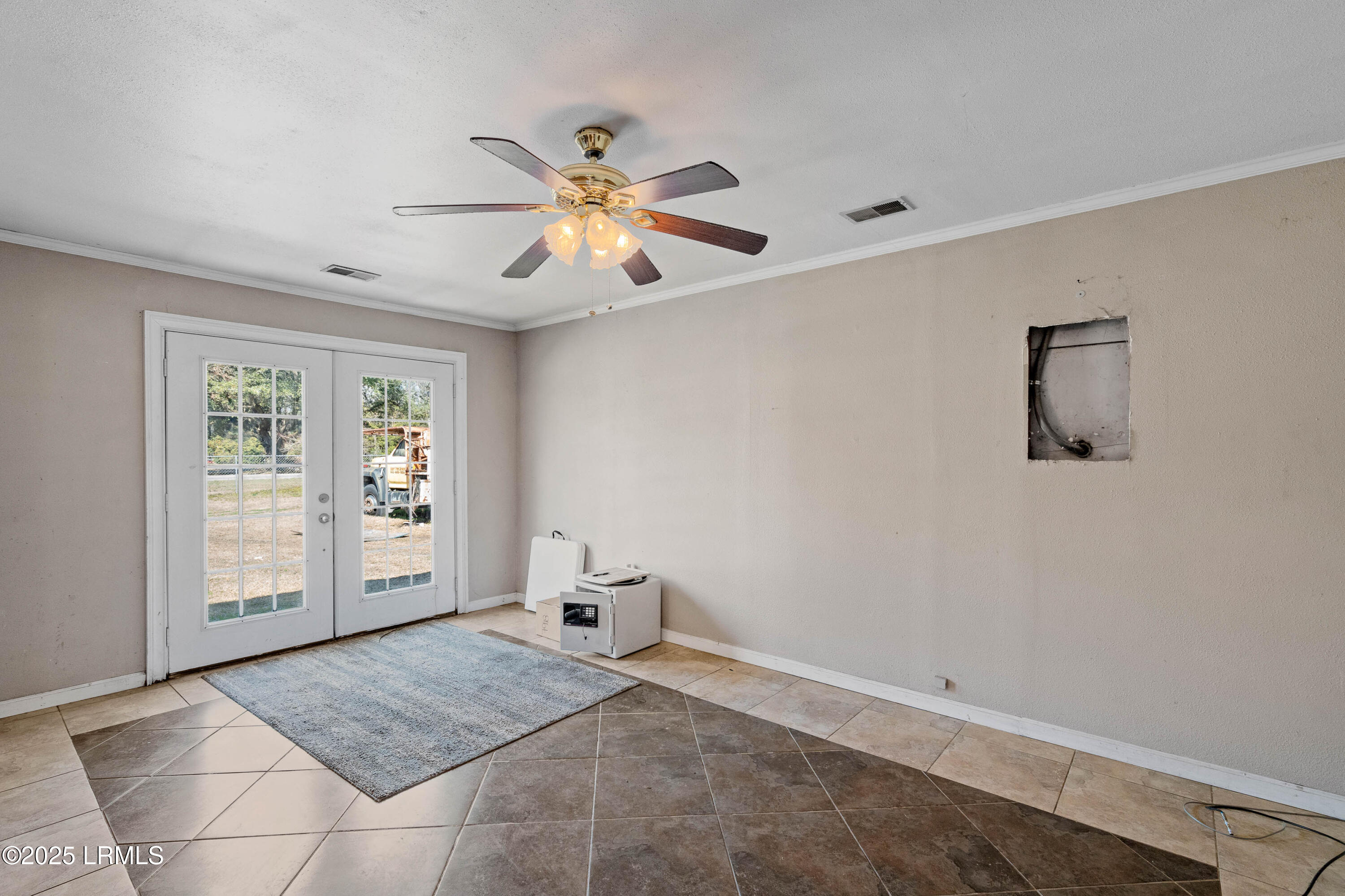 592 Old House Road Ridgeland, SC 29936 - Photo 10 of 33 592 Old House-11