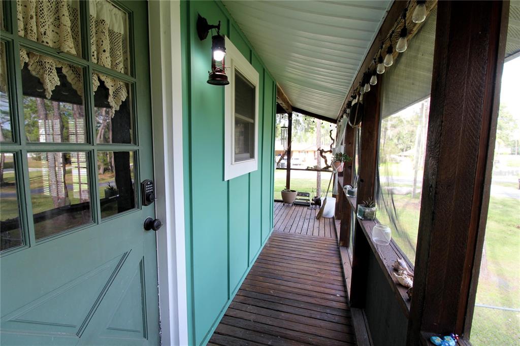 14712 Henson Road Orlando, FL 32832 - Photo 9 of 32 a view of a balcony