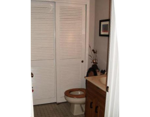 1103 Ridgefield Circle, Unit B Clinton, MA 01510 - Photo 7 of 16 Gallery Image 7