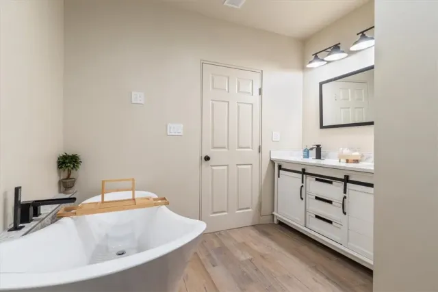 $1,200,000 | 15657 Devonshire Street, Granada Hills, CA 91344