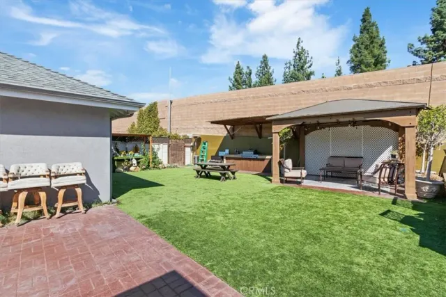 $1,200,000 | 15657 Devonshire Street, Granada Hills, CA 91344