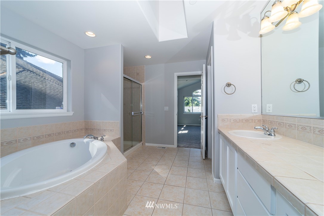 1416 Camas Place Northeast Renton, WA 98056 - Photo 18 of 26 Gallery Image 18