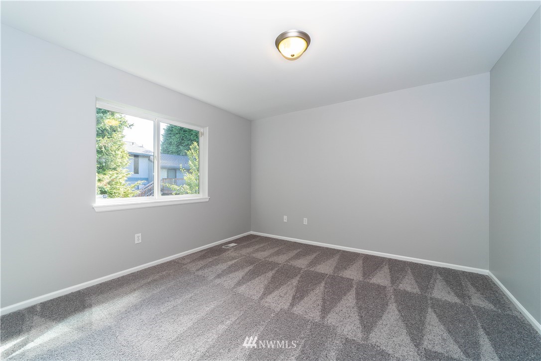 1416 Camas Place Northeast Renton, WA 98056 - Photo 22 of 26 Gallery Image 22