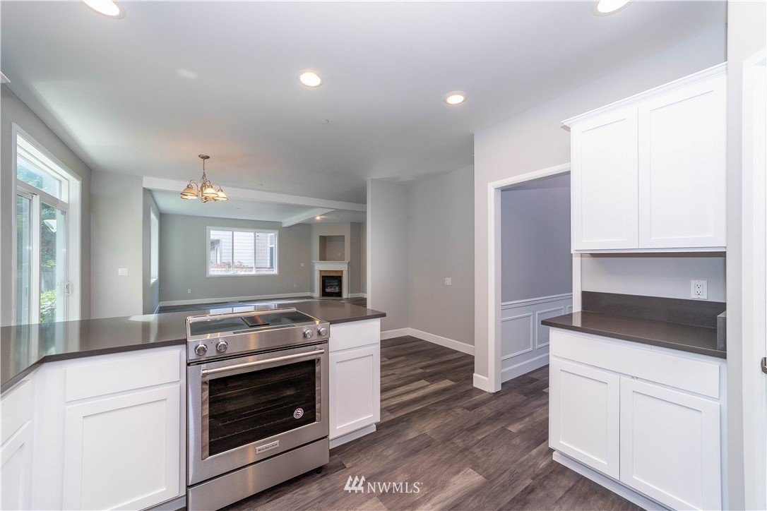 1416 Camas Place Northeast Renton, WA 98056 - Photo 7 of 26 Gallery Image 7