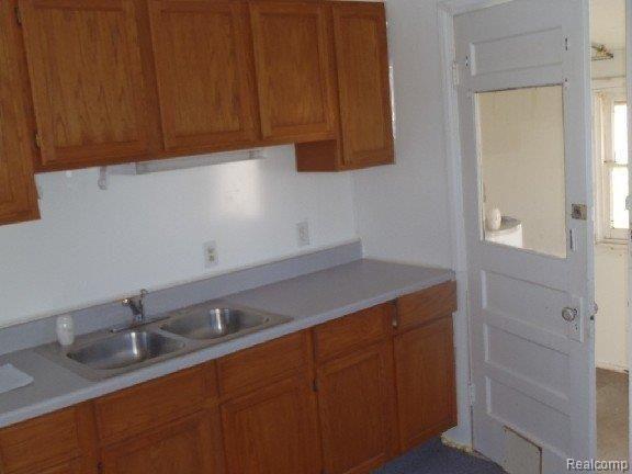 46941 Ecorse Road Belleville, MI 48111 - Photo 5 of 9 11-22-2011_KEN 204-mfscnv-mfsopt