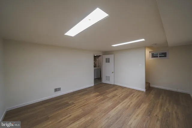 a bathroom with a toilet