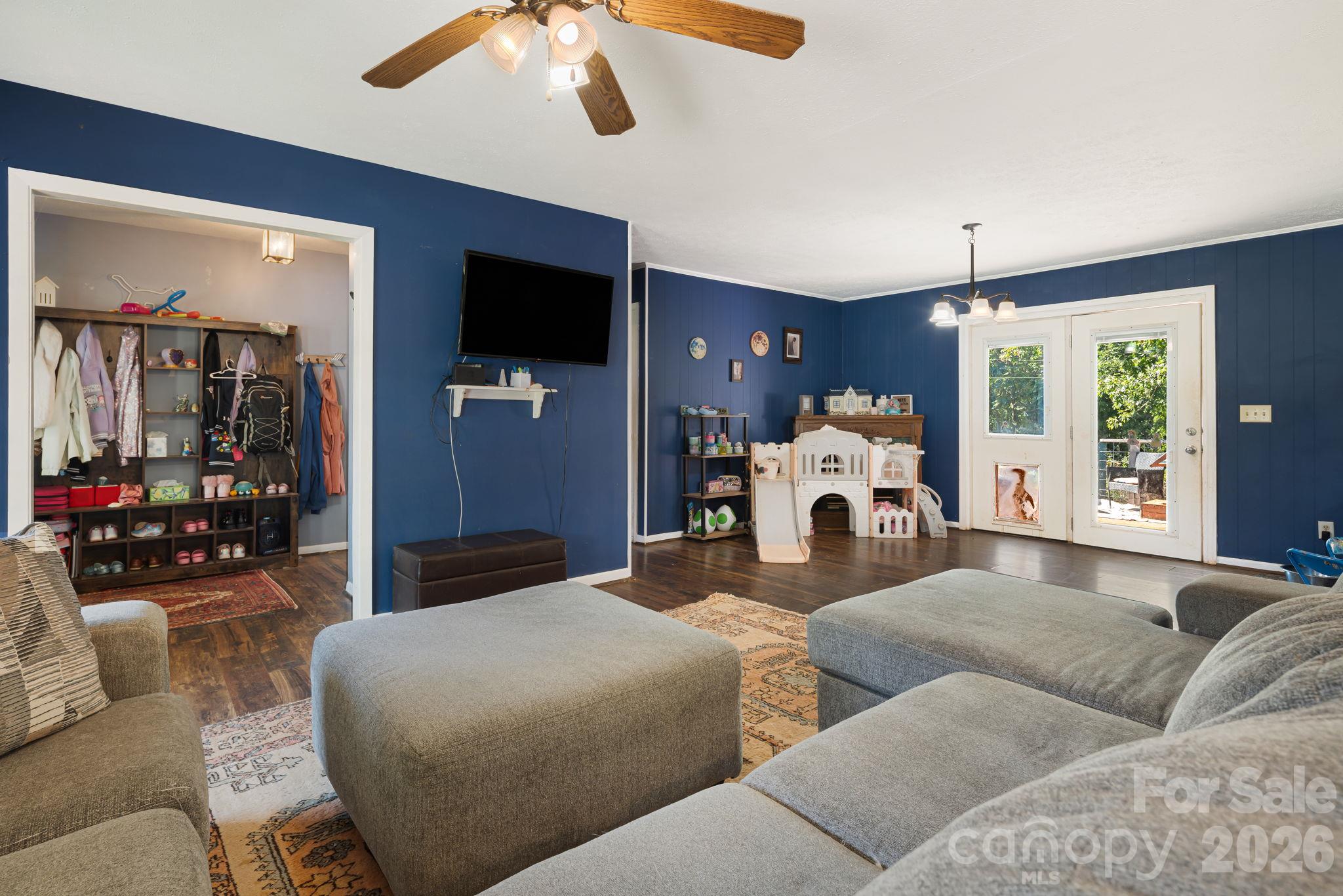 Gallery Image 6