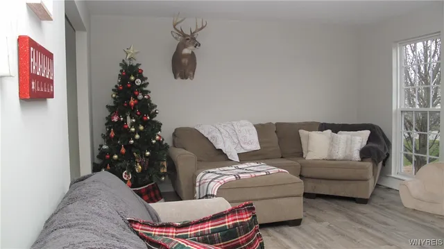 $325,000 | 6344 Green Valley Lane, Lockport Town, NY 14094