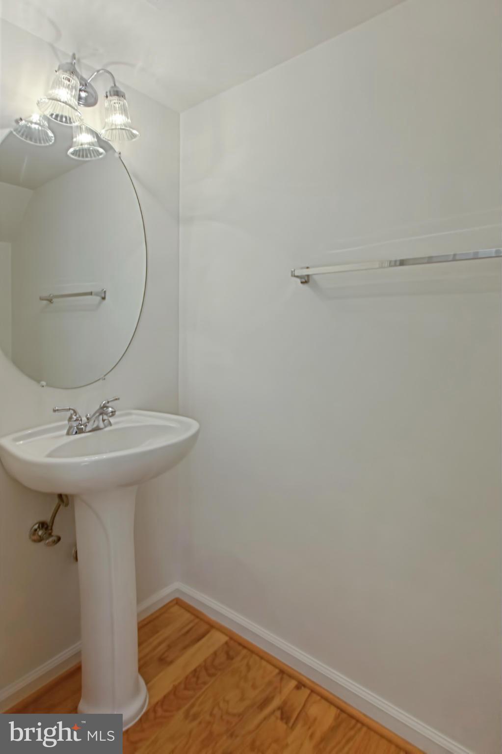 42240 Black Rock Terrace, Unit 1003 Stone Ridge, VA 20105 - Photo 20 of 30 Bath