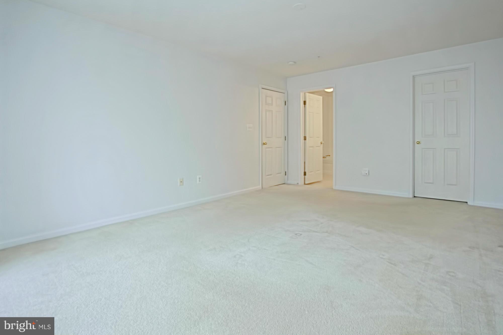42240 Black Rock Terrace, Unit 1003 Stone Ridge, VA 20105 - Photo 26 of 30 Bedroom