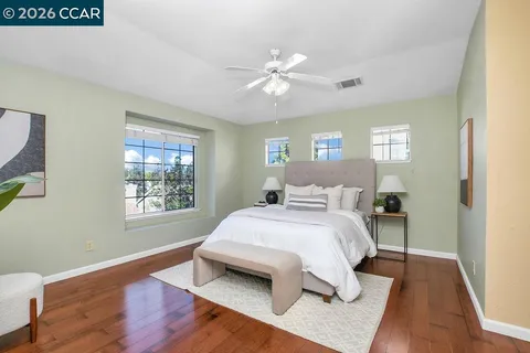 $1,049,900 | 326 Liveoak Court, Martinez, CA 94553