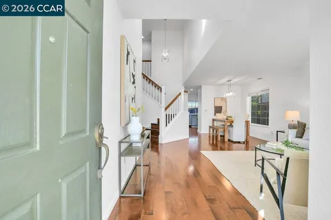 $1,049,900 | 326 Liveoak Court, Martinez, CA 94553