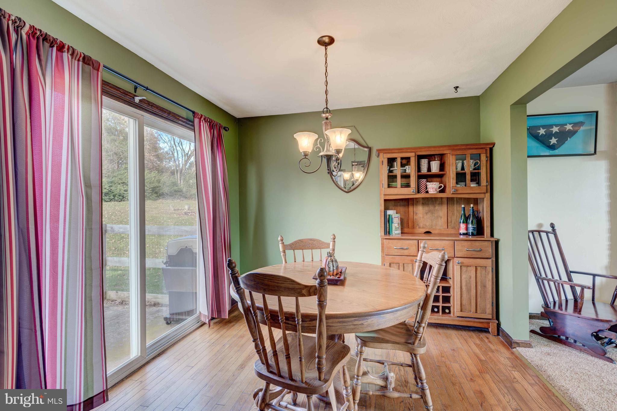11642 Simmons Road Taneytown, MD 21787 - Photo 16 of 29 Real hardwoods in Dining Room