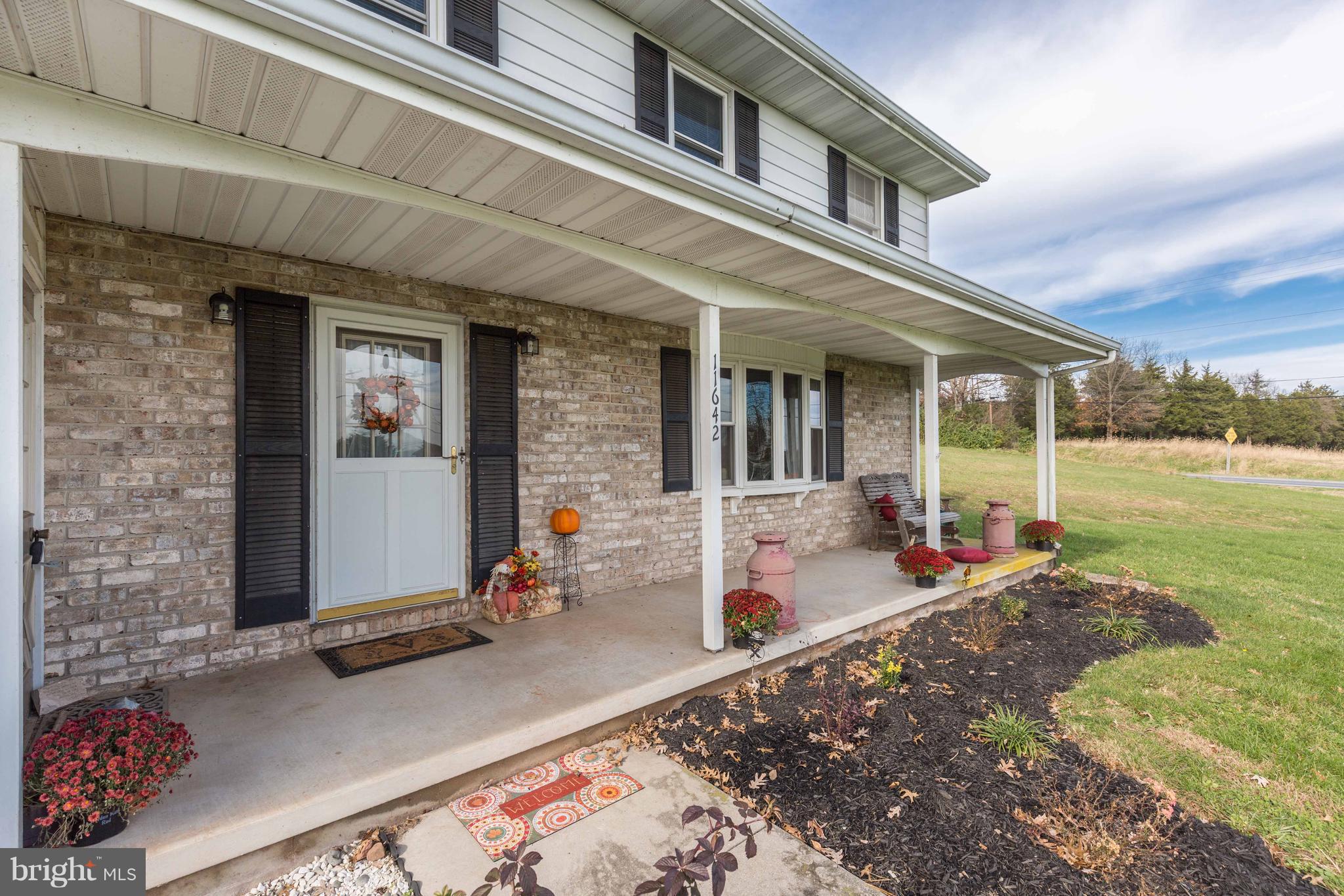 11642 Simmons Road Taneytown, MD 21787 - Photo 7 of 29 Spacious covered front porch