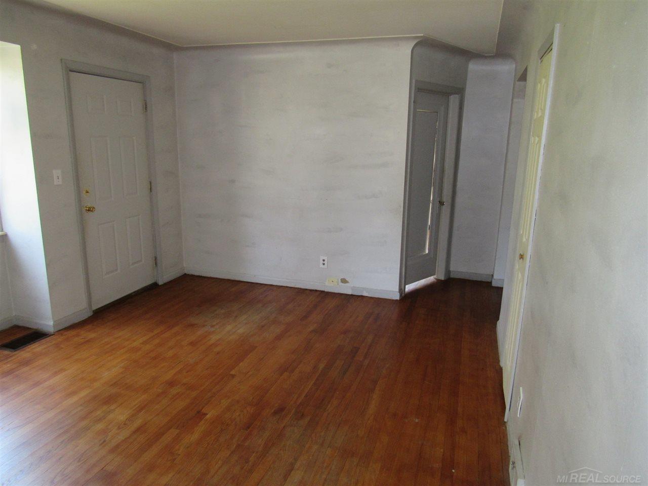 2827 Weaverton Rochester Hills, MI 48307 - Photo 23 of 36