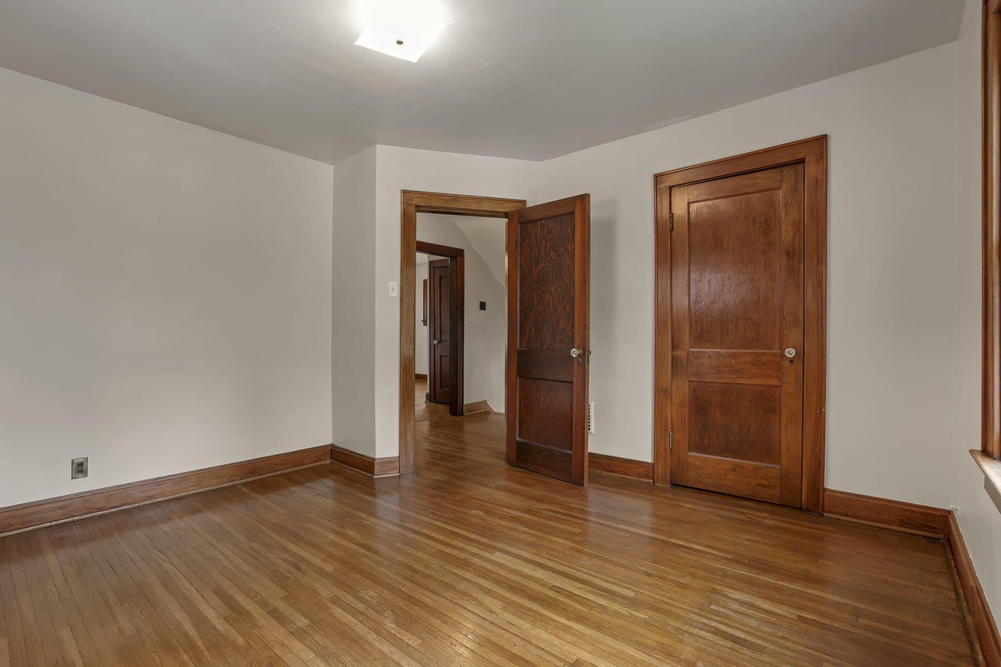 79 Westwood Road Columbus, OH 43214 - Photo 18 of 38 15-web-or-mls-4E7A8075