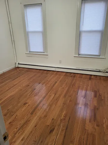 $2,400 | 89 West 21st Street, Unit 1, Bayonne, NJ 07002