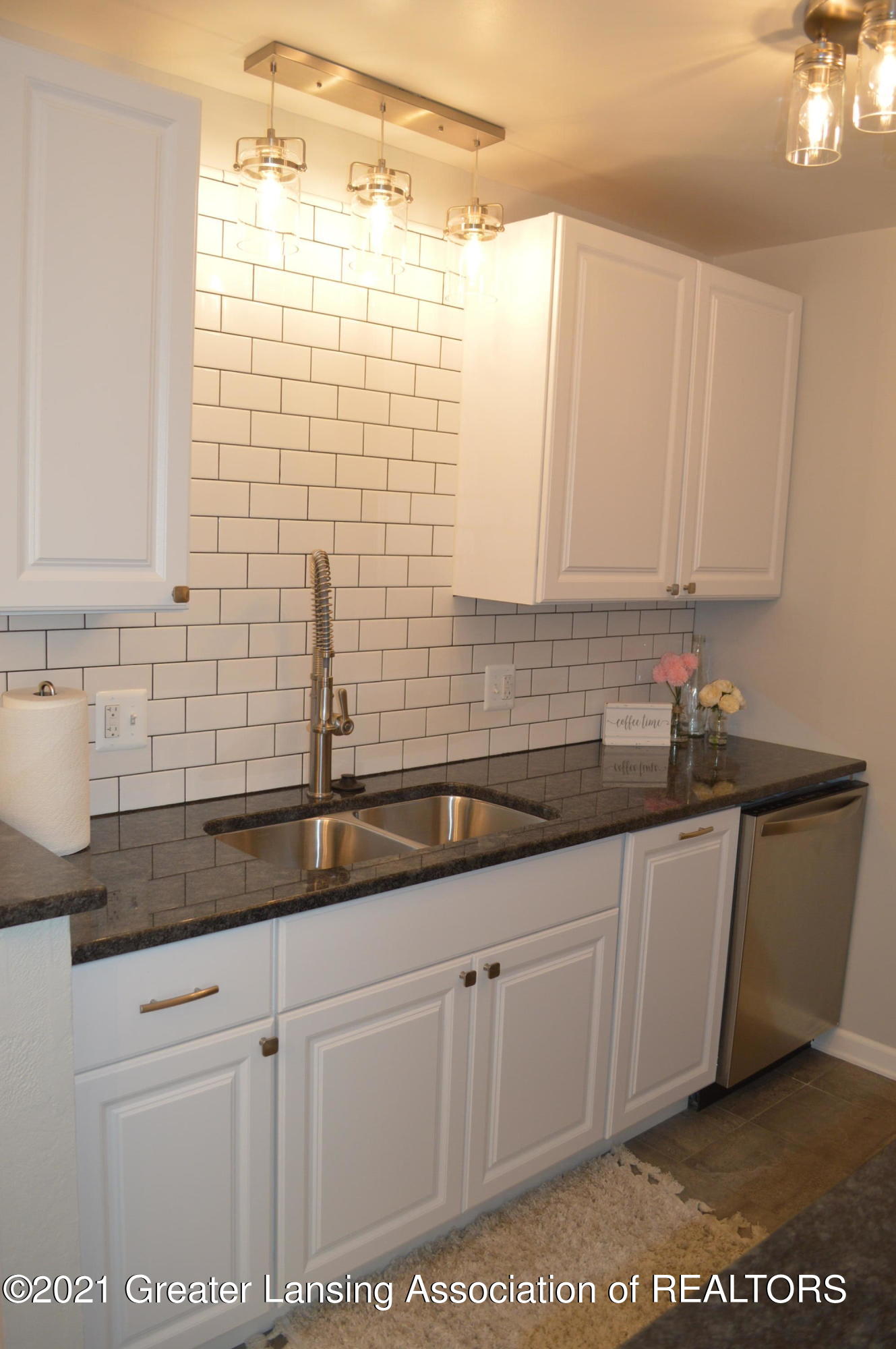 5400 Maple Ridge Road, Unit 11 Haslett, MI 48840 - Photo 8 of 24 Kitchen (3)