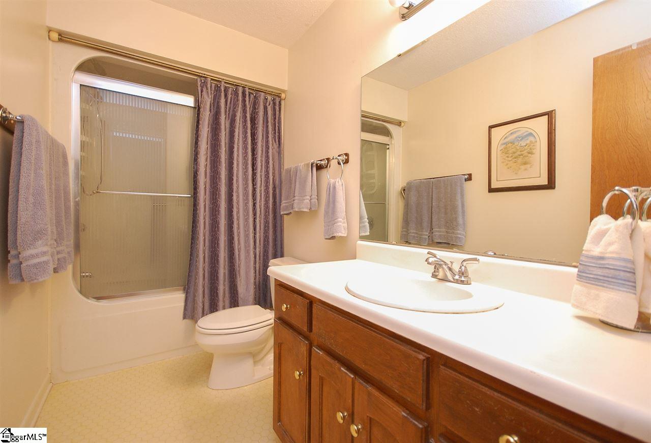 8321 Reidville Road Greer, SC 29651 - Photo 22 of 31 Gallery Image 22