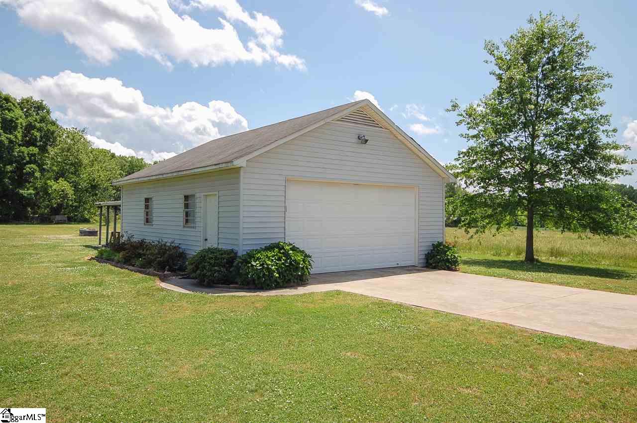8321 Reidville Road Greer, SC 29651 - Photo 29 of 31 Gallery Image 29