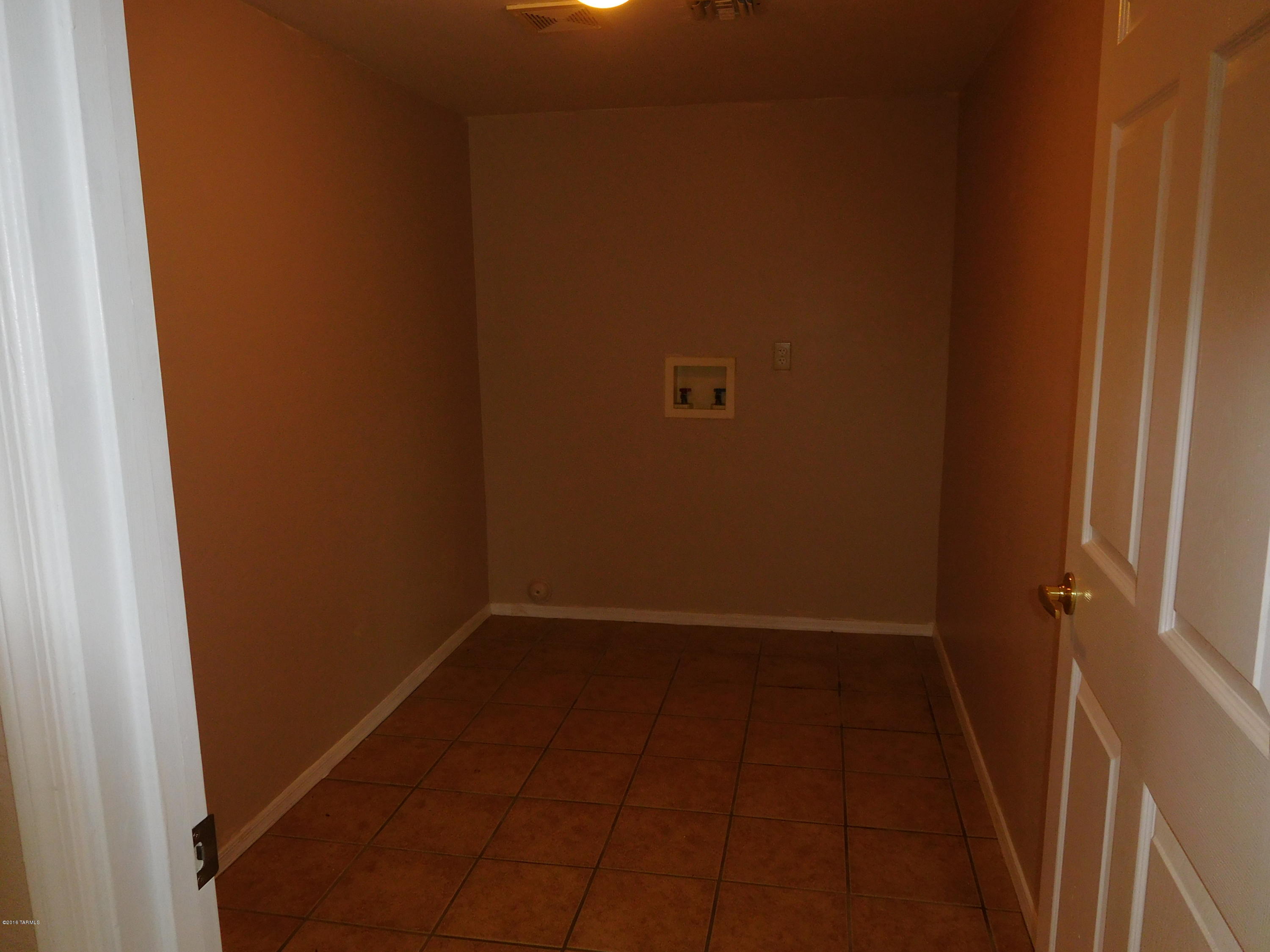 350 North Silverbell Road, Unit 130131 Tucson, AZ 85745 - Photo 13 of 30