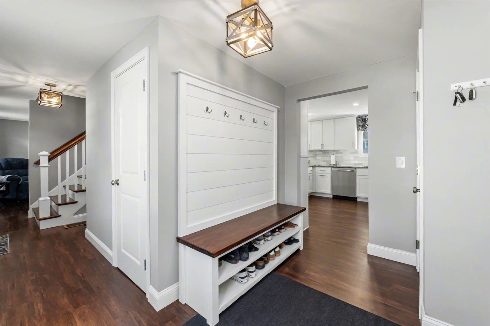 18 Brent Court Manchester, NH 03103 - Photo 11 of 36