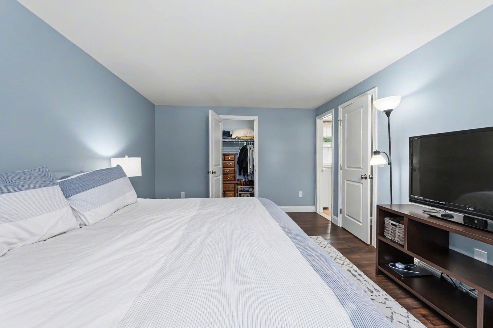 18 Brent Court Manchester, NH 03103 - Photo 17 of 36