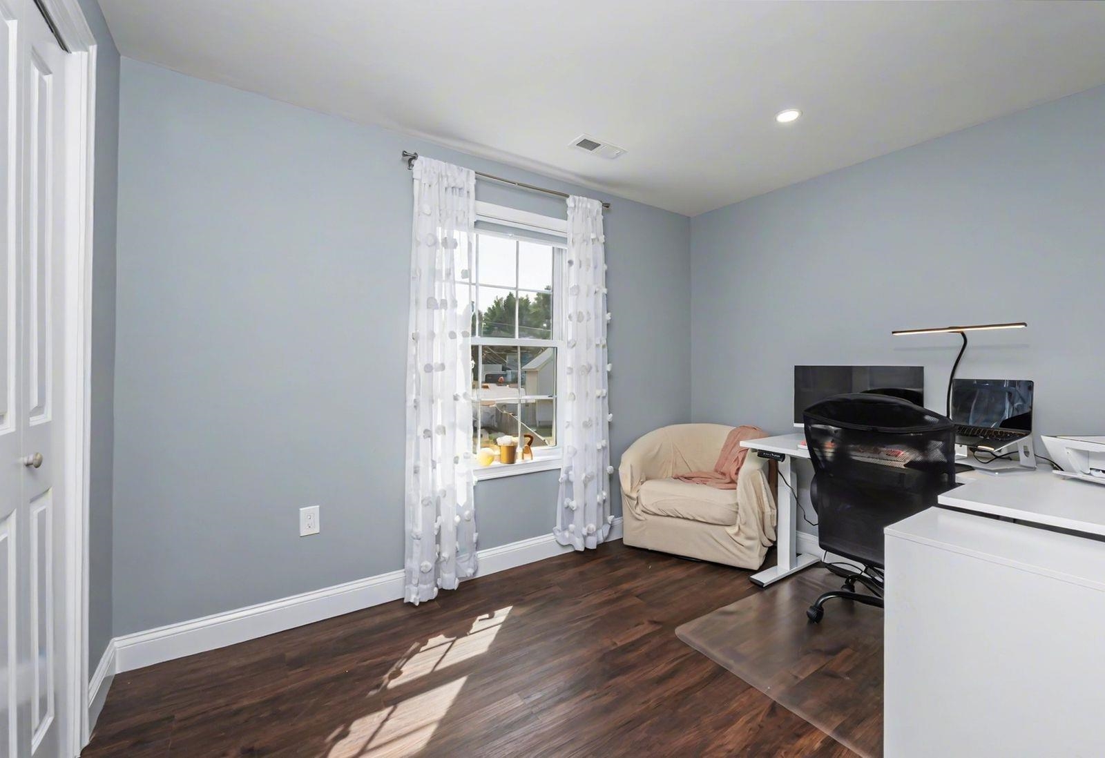 18 Brent Court Manchester, NH 03103 - Photo 24 of 36