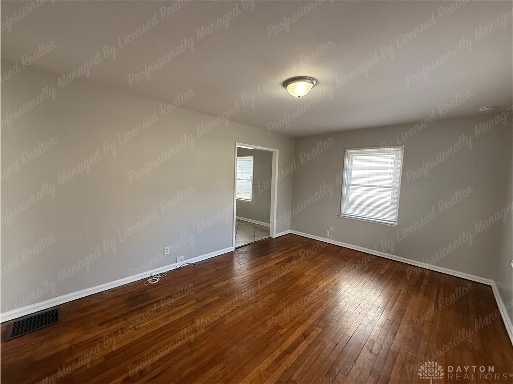 1205 Shaftesbury Road Dayton, OH 45406 - Photo 4 of 14
