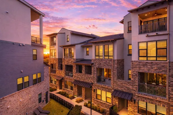 $925,000 | 4009 Emory Peak Pass, Austin, TX 78731