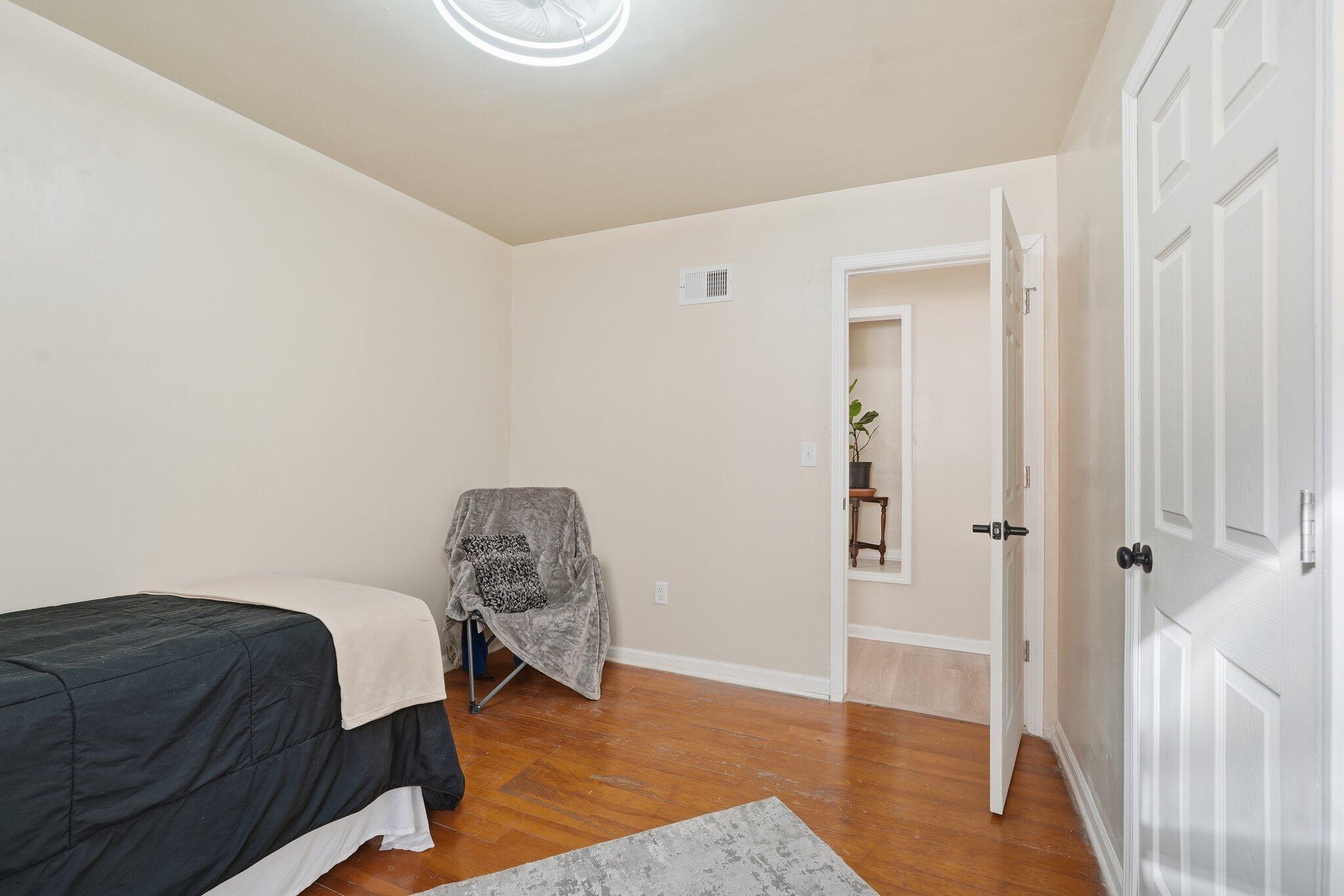 4825 North 25th Street Milwaukee, WI 53209 - Photo 13 of 24 Bedroom 2b