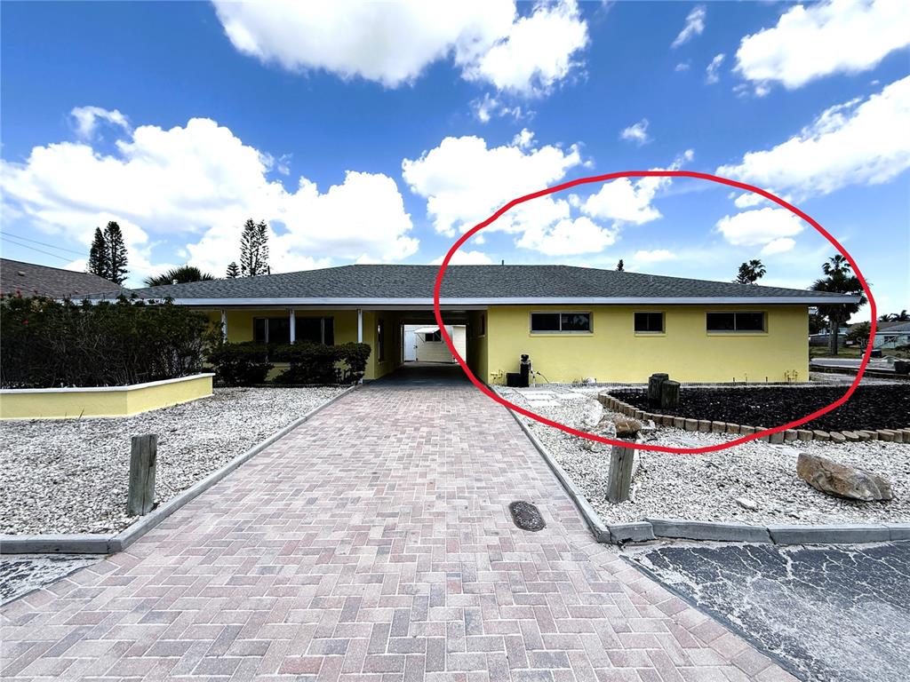 500 140th Avenue East Madeira Beach, FL 33708 - Photo 3 of 30