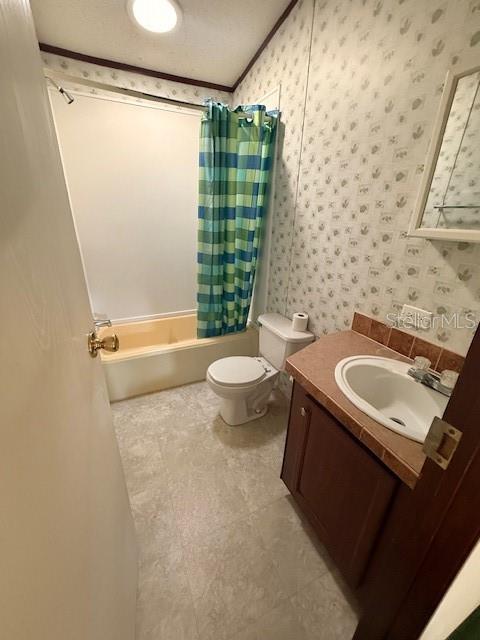 16636 Southwest 45th Street Ocala, FL 34481 - Photo 14 of 21 a bathroom with a sink toilet and shower