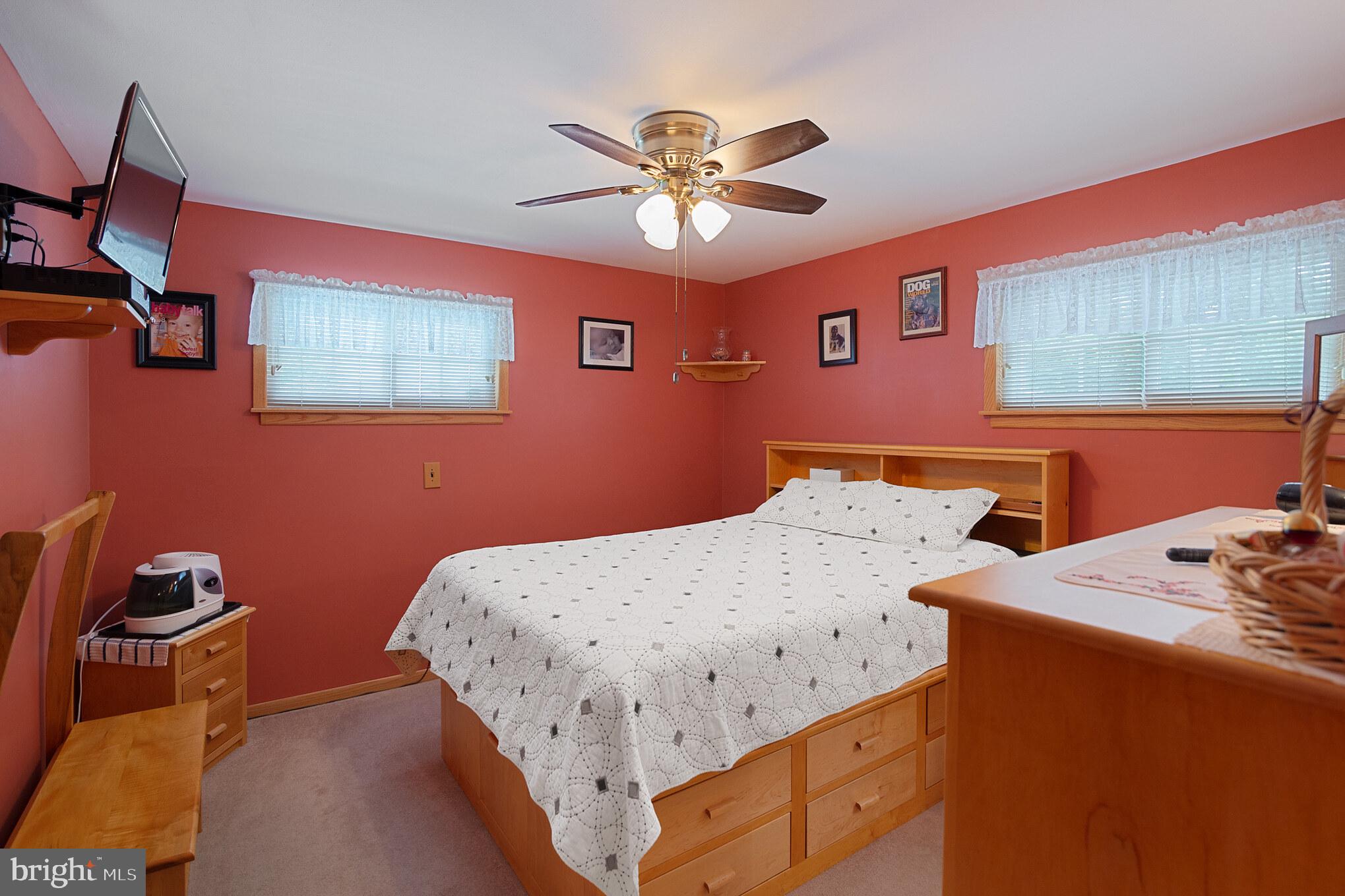 14 Mill Bend Road Hamilton, NJ 08690 - Photo 13 of 26 Master bedroom: carpet, ceiling fan