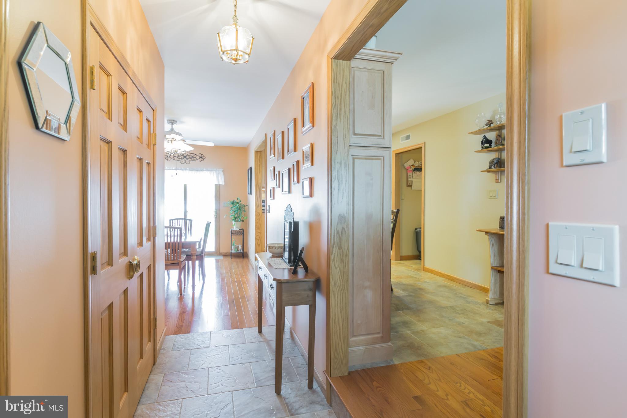 14 Mill Bend Road Hamilton, NJ 08690 - Photo 3 of 26 Warm and welcoming entry hall.