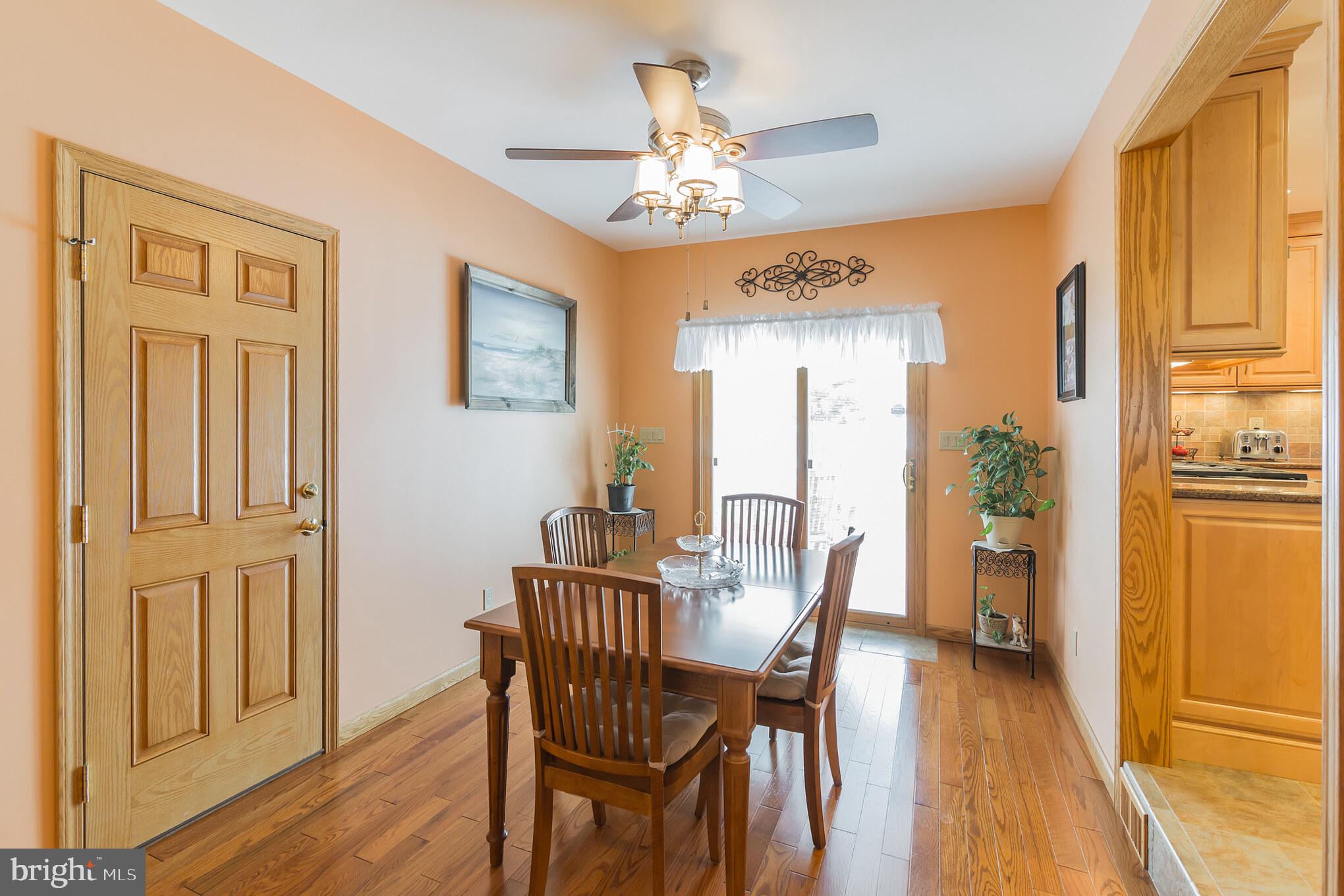 14 Mill Bend Road Hamilton, NJ 08690 - Photo 5 of 26 Dining room with sliders to back deck.